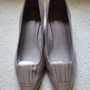 Naturalizer Fallon Taupe 9B